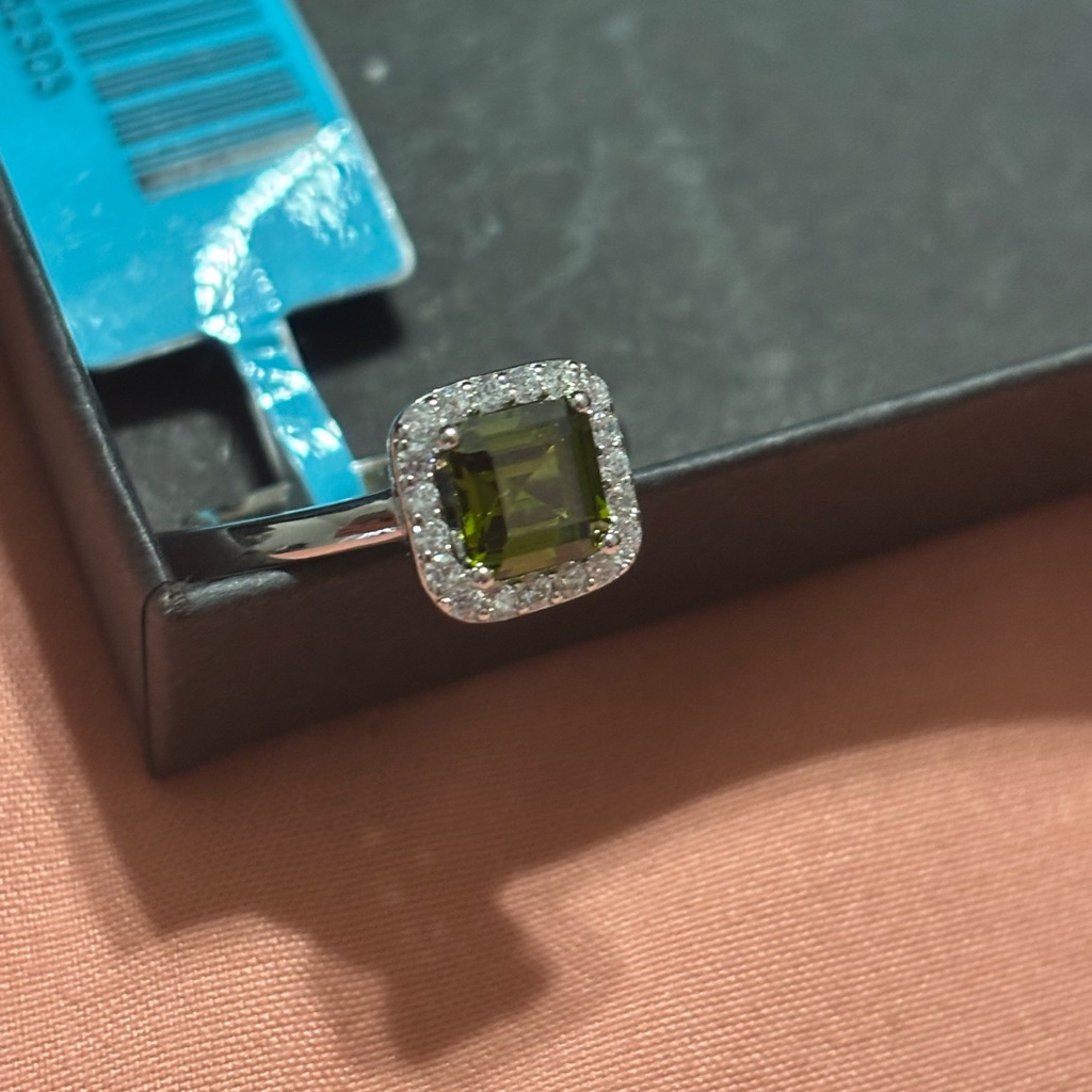 Size 6 Peridot .925 Silver And Cz Ring